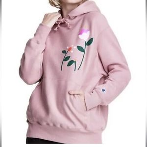 Champion Sweatshirt Size M NWOT